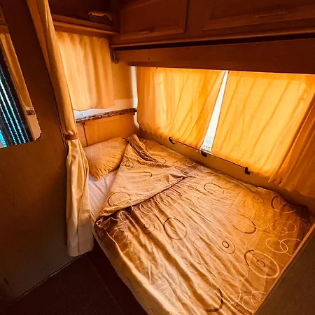 Campsite караван-сарай
