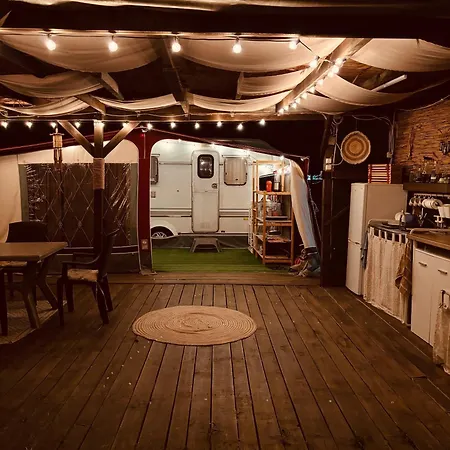 караван-сарай Campsite